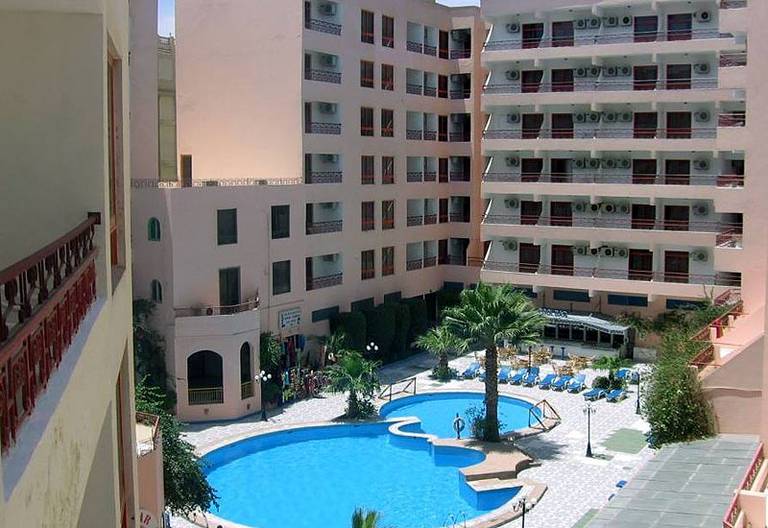 Empire Hotel Aqua Park