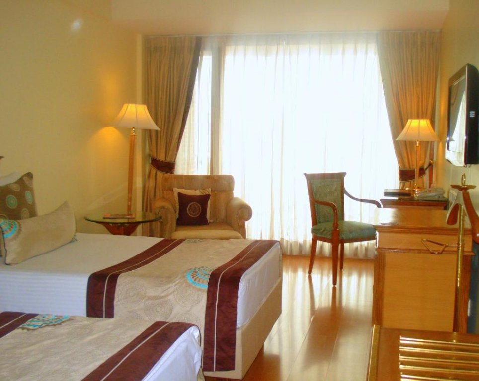 Jaypee Siddharth 5*