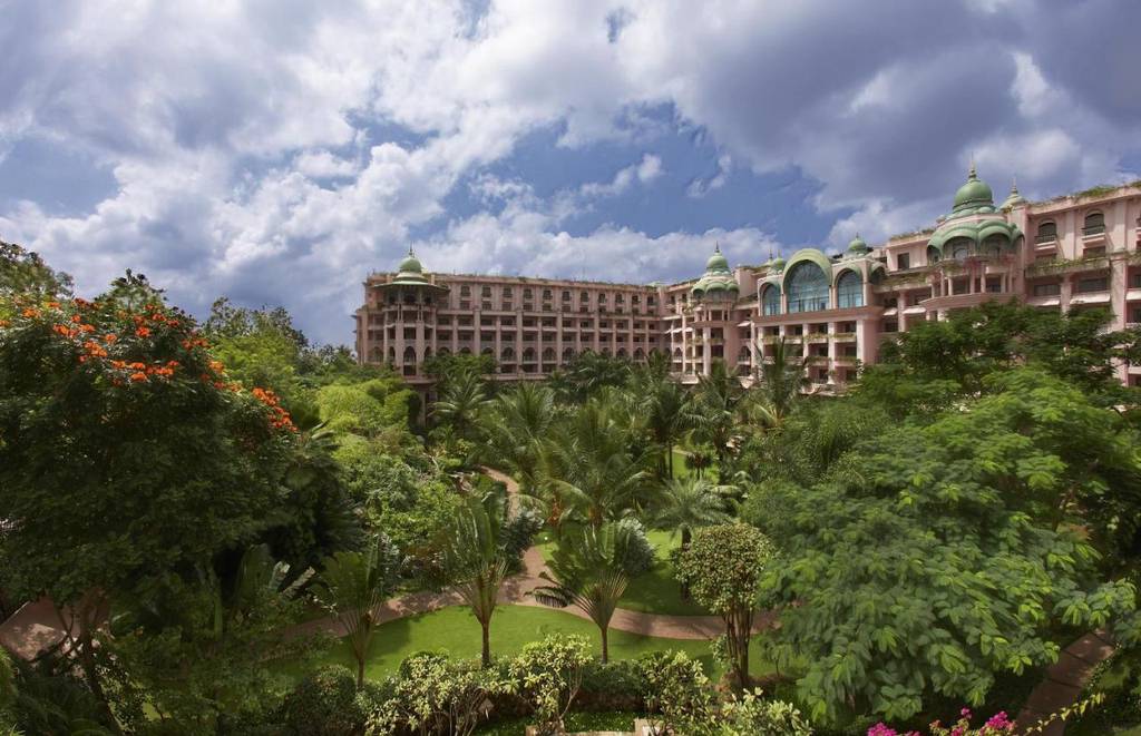 The Leela Palace Bangalore  5*