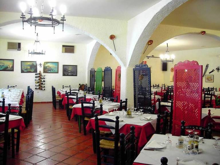 Cuevas Pedro Antonio De Alarcon
