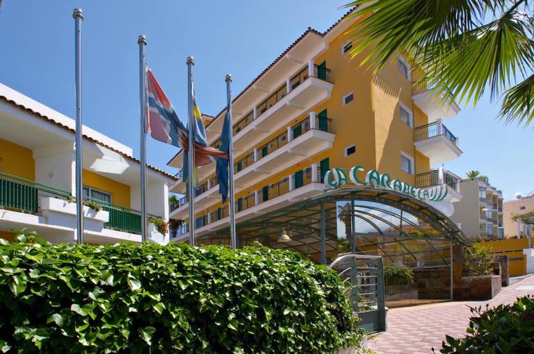La Carabela Apartments