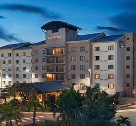 Courtyard by Marriott San Salvador в Сан Сальвадоре