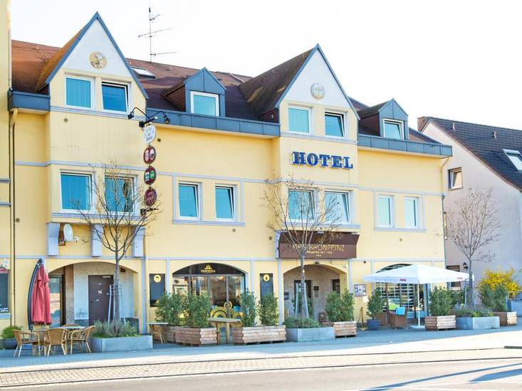 Hotel Kronprinz 3* Германия, Тройсдорф