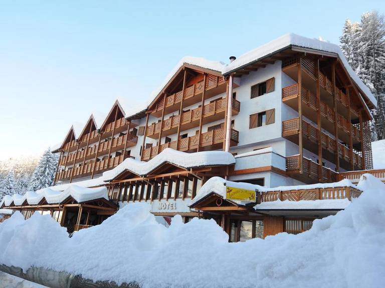 Annamaria Hotel Folgarida Dimaro