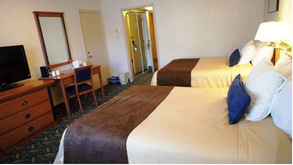 Travelodge At The Falls