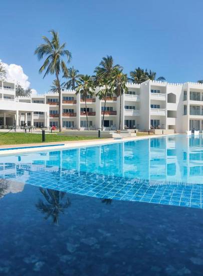 Bamburi Beach Hotel 3* Кения, Момбаса