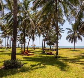 Neptune Paradise Beach Resort & Spa в Момбасе