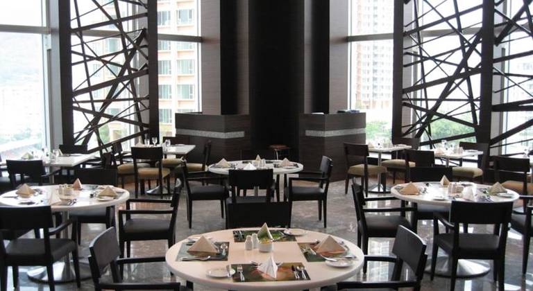 Nina Hotel Tsuen Wan West