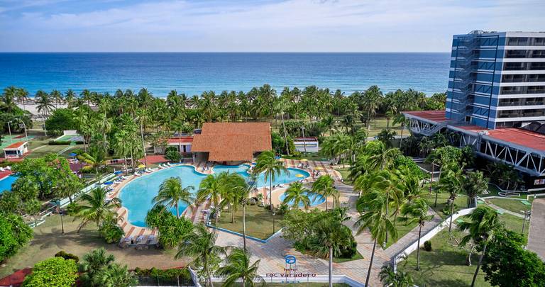 Hotel Playa Caleta