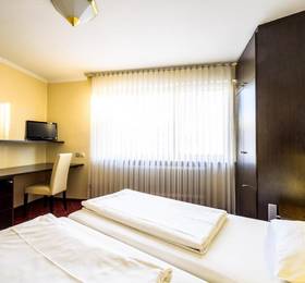 Novum Hotel Rieker Stuttgart Hauptbahnhof в Штутгарте