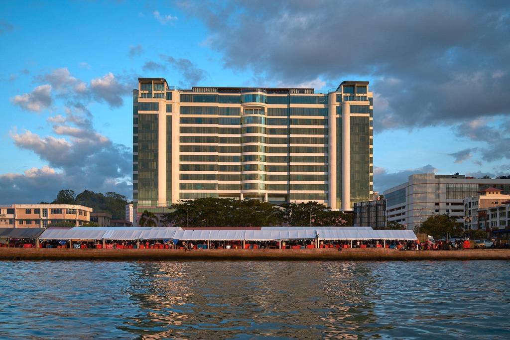 Le Meridien Kota Kinabalu 5*