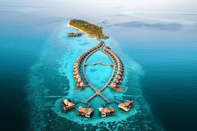 Lily Beach Resort & Spa Huvahendhoo