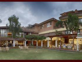 Shangri-La Hotel & Resort в Катманду