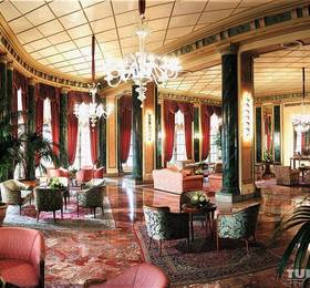 Hotel Excelsior, Naples в Неаполе