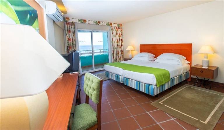 Pestana Bay Ocean Aparthotel