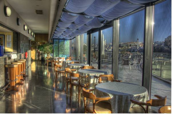 VIP Executive Eden Aparthotel