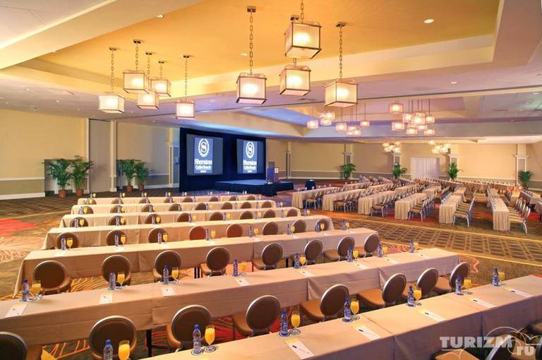 Sheraton Nassau Beach Resort