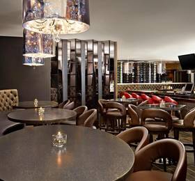 Four Points By Sheraton Calgary West в Калгари