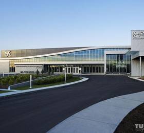 Four Points by Sheraton Levis Convention Centre в Левис