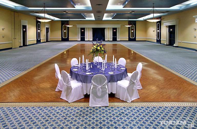 Four Points by Sheraton London