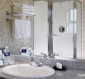 Туры в Four Points by Sheraton Vancouver Airport в Канаде