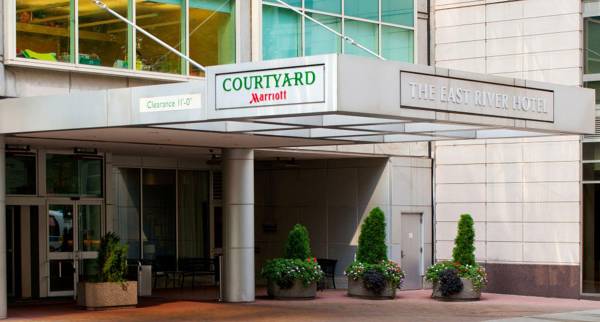 Courtyard New York Manhattan / Upper East Side