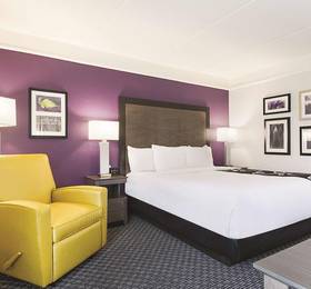 Туры в La Quinta Inn & Suites Atlanta Perimeter Medical в США