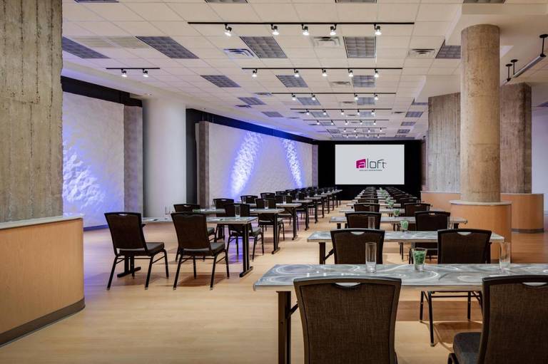aloft Dallas Downtown