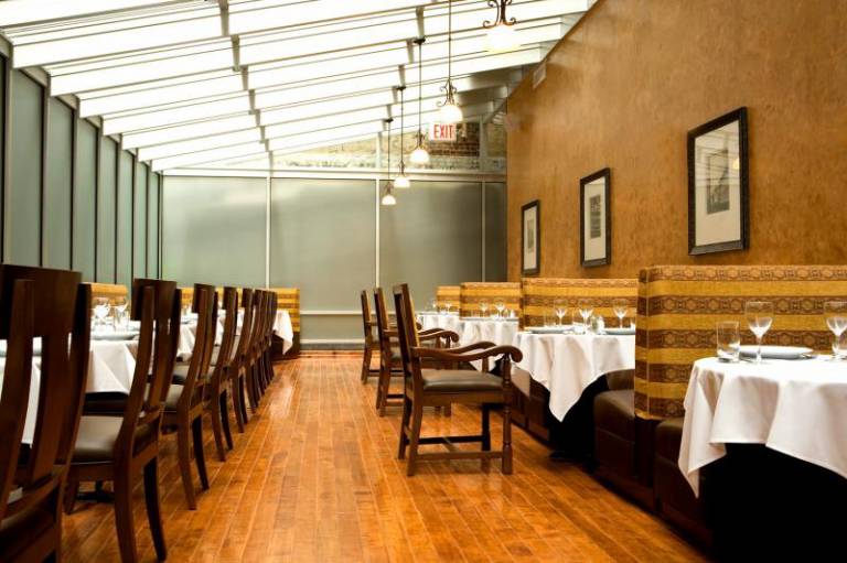 Manhattan Inn