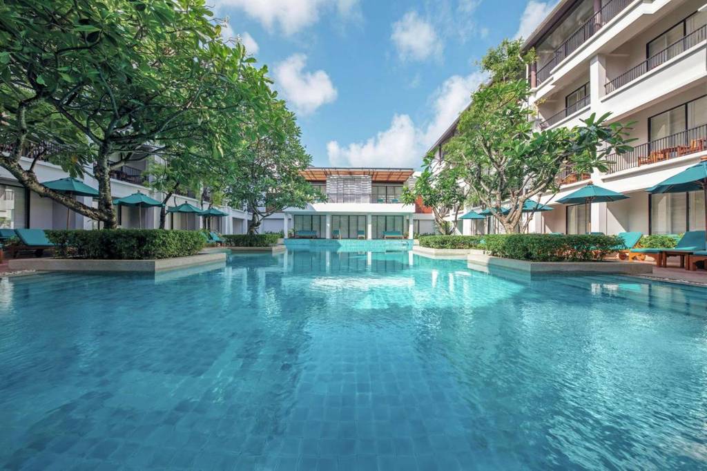 Banthai Beach Resort & Spa 4*