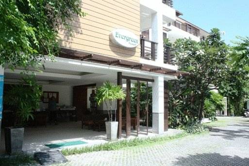 Evergreen Resort