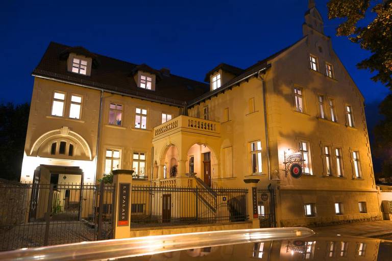 Villa Le Palais