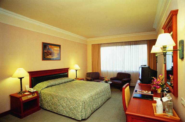 Royal Hotel