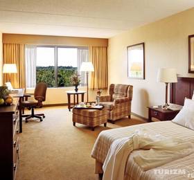 Туры в Four Points by Sheraton Meriden в США