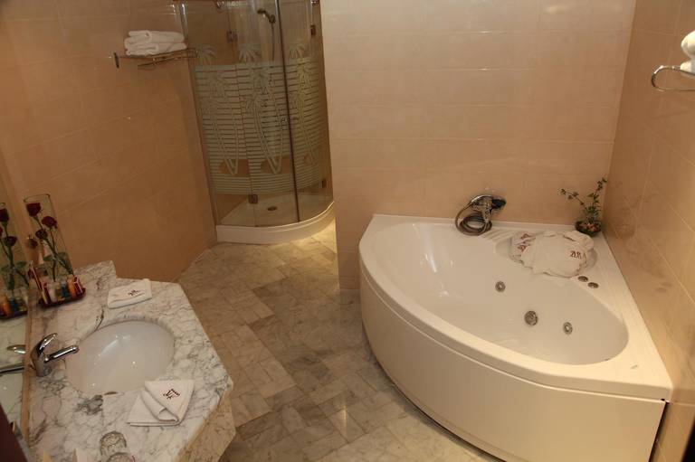 Le Royal Hotel