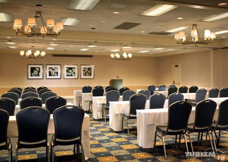 Four Points by Sheraton Pleasanton