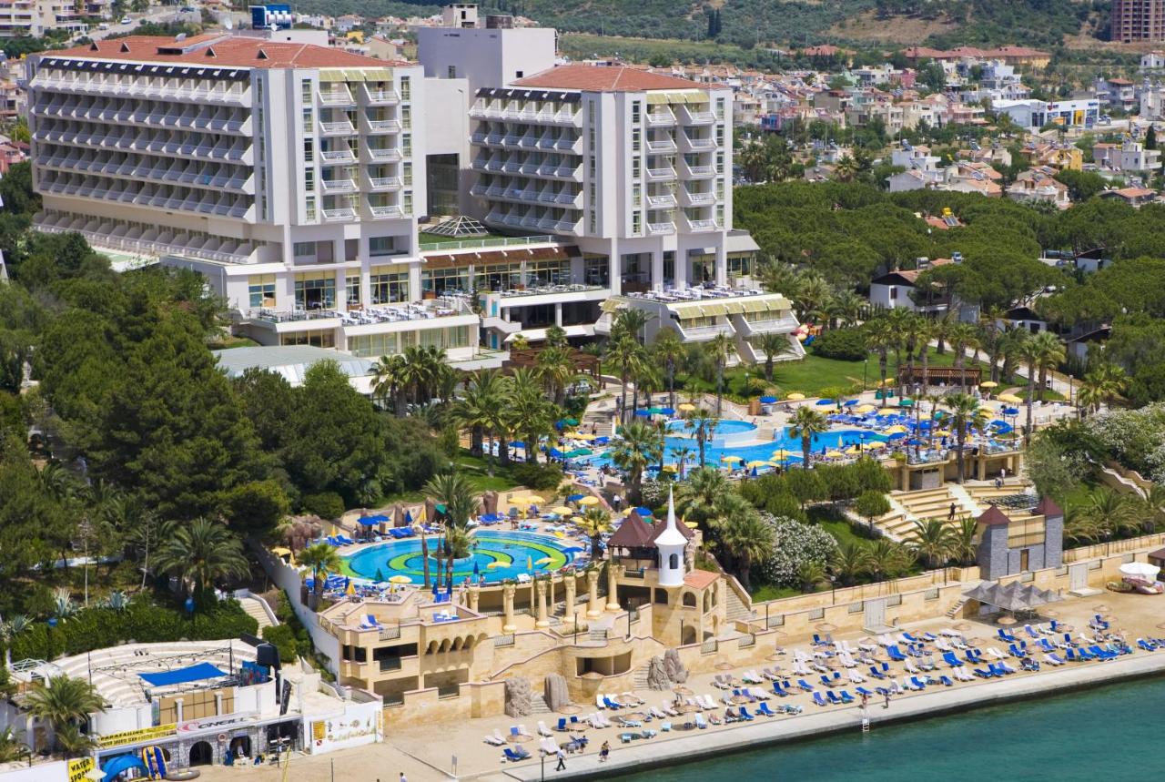 Fantasia Hotel DeLuxe  Турция, Кушадасы