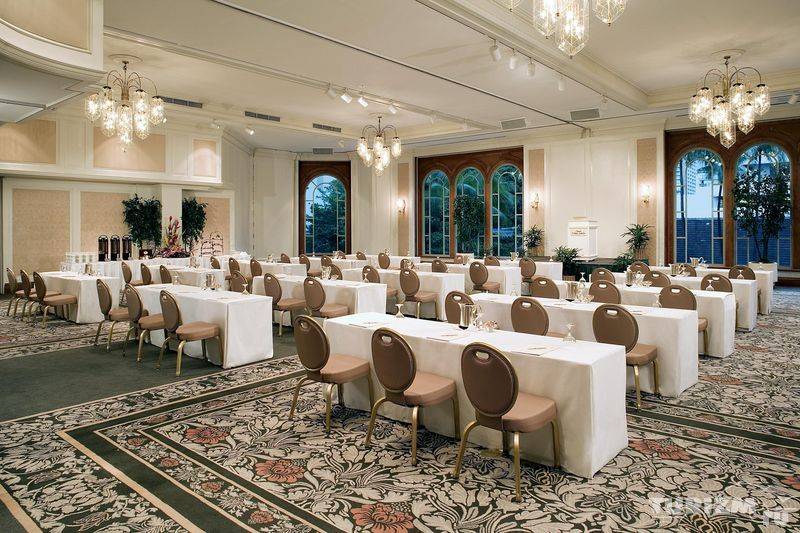 Moana Surfrider, A Westin Resort & Spa, Waikiki Beach 5* США, Гонолулу
