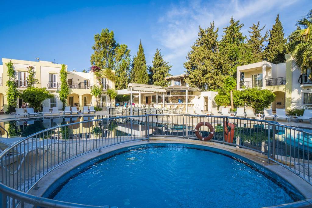 Paloma Family Club 4*