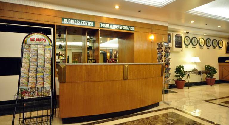 Executive Plaza