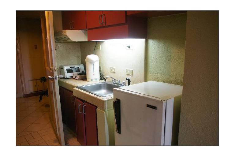 Makati Prime Tower Suites