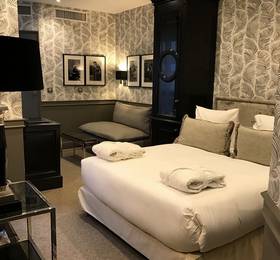 George Washington Paris в Париже
