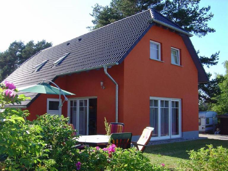 Haus Baabe by Rujana