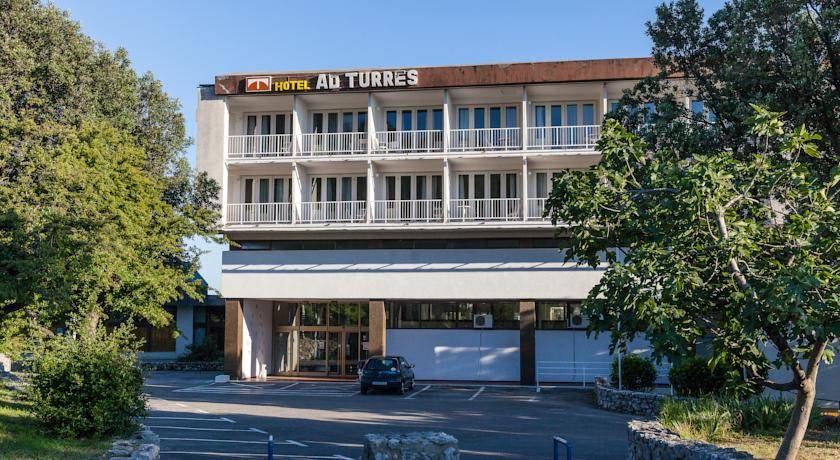 Hotel Ad Turres 1* Хорватия, Цирквенице