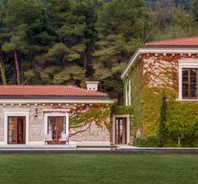 Туры в Aman Sveti Stefan в Черногории
