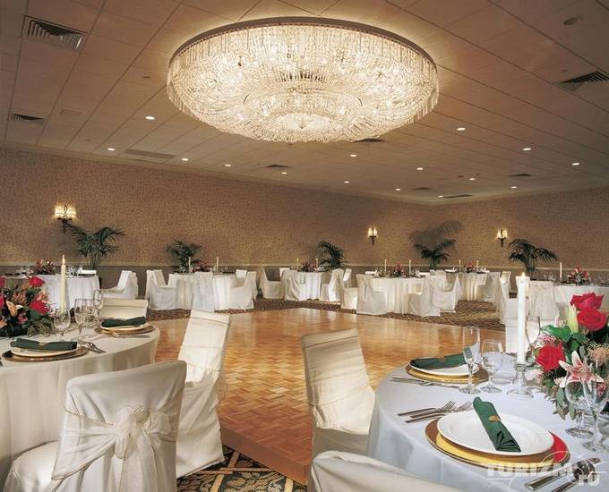 Sheraton Chicago Northwest 5* США, Чикаго