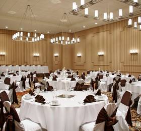 Туры в Sheraton Clayton Plaza Hotel St. Louis в США