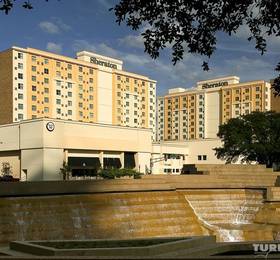 Sheraton Fort Worth Hotel and Spa в Форт-Уорте