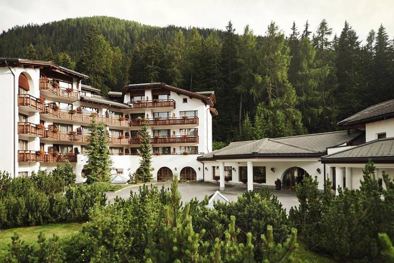 Hotel Waldhuus Swiss Quality