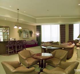 Sheraton Greensboro at Four Seasons в Гринсборо